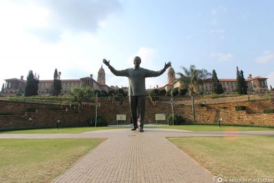 Nelson Mandela Statue, Union Buildings