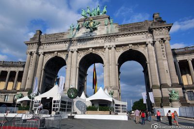 Der Triumphbogen im Jubelpark