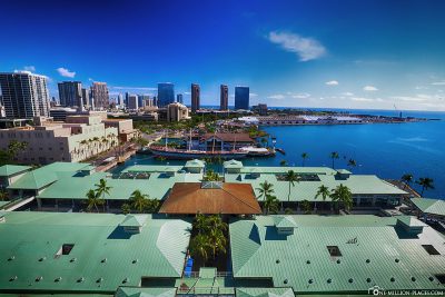 Blick auf den Aloha Tower Marketplace
