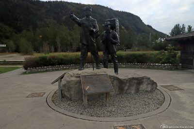 Skagway Centennial Statue