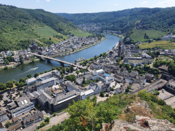 Blick über Cochem und die Mosel