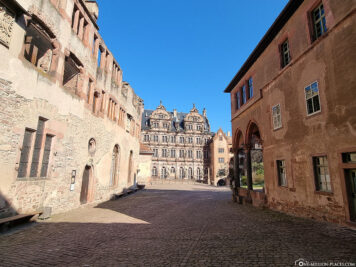 Zugang zum Schlosshof